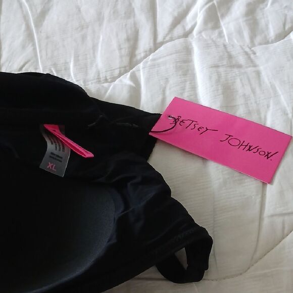 Black Swimsuit with Skirt Overlay - Picture 2 of 6